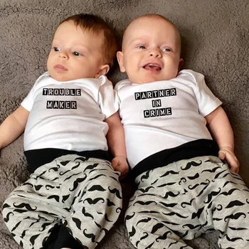 Trouble Maker Partnerid Kuritegevuse Twin A-ja B-Baby Bodysuits Vastsündinud Koju tulles Riided Unikaalne Baby Bodysuits Baby Shower Kingitus